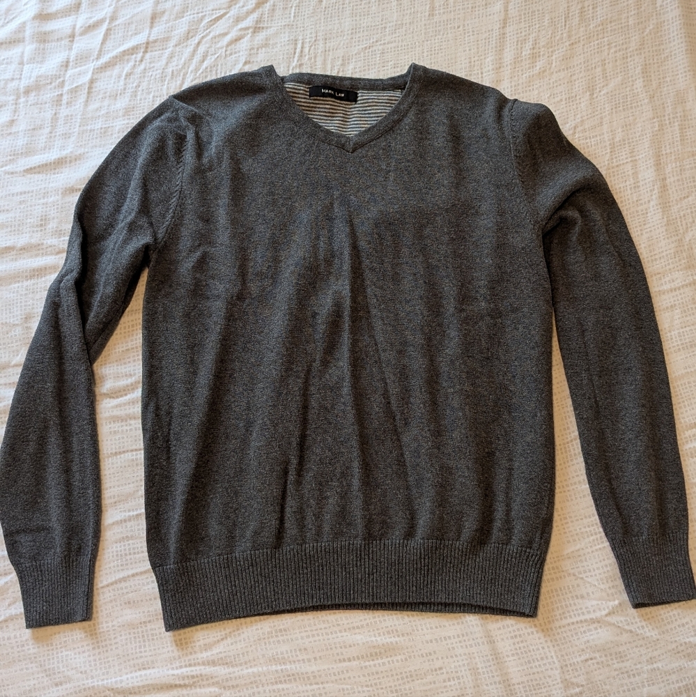 Men's Gray V-Neck Sweater